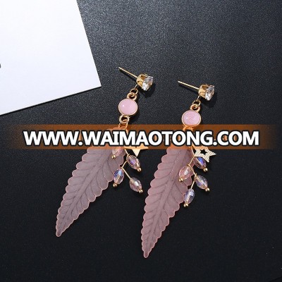 Simple and versatile wild earrings Acrylic leaf earrings Zircon ladies stars earrings